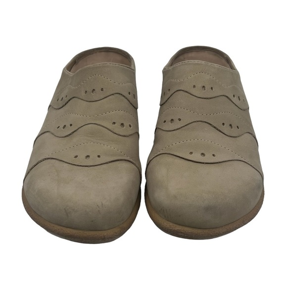 Dansko Leather Taupe Slip-On Mules Size 40 Women's - Picture 3 of 9
